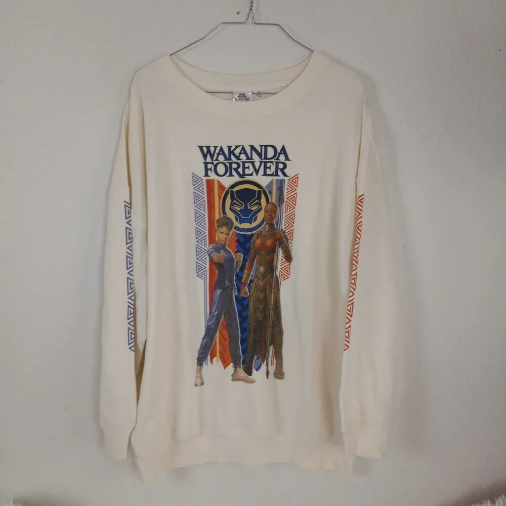 Marvel Studios Wakanda Forever Black Panther Crewneck Oversized M Sweatshirt - Picture 2 of 6